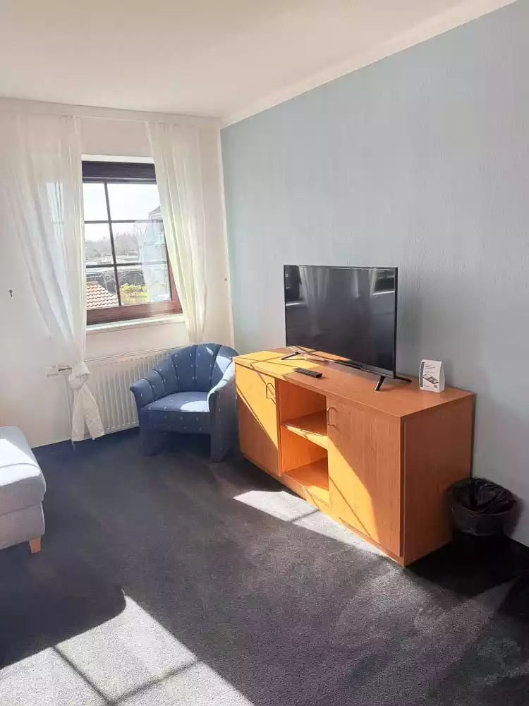 Fernsehecke im 2-Raum Appartement